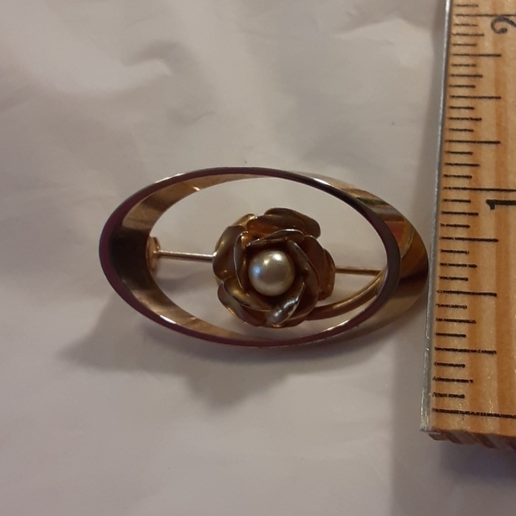 Rose and Pearl Brooch - Picture 6 of 6